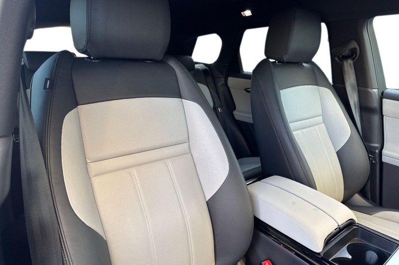 2025 (74) LAND ROVER RANGE ROVER EVOQUE 2.0 D200 Dynamic SE 5dr Auto 4831652