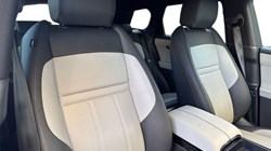 2025 (74) LAND ROVER RANGE ROVER EVOQUE 2.0 D200 Dynamic SE 5dr Auto 4831652