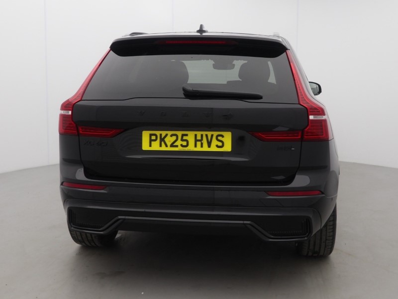 2025 (25) VOLVO XC60 2.0 B5P Plus Black Edition 5dr AWD Geartronic *VAT QUALIFYING* 5428107