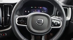 2025 (25) VOLVO XC60 2.0 B5P Plus Black Edition 5dr AWD Geartronic *VAT QUALIFYING* 5428150