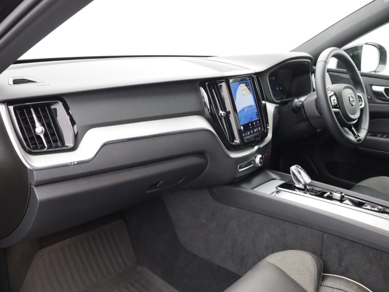 2025 (25) VOLVO XC60 2.0 B5P Plus Black Edition 5dr AWD Geartronic *VAT QUALIFYING* 5428142