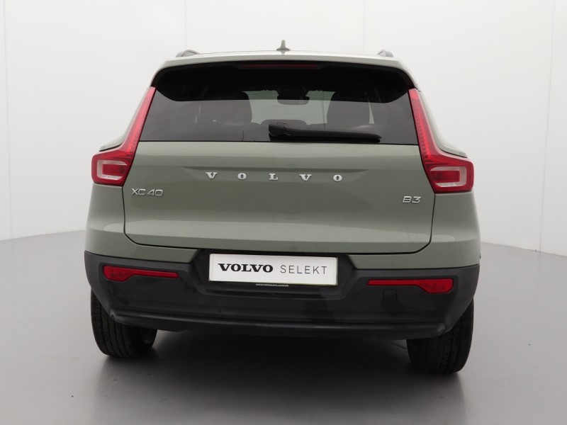 2024 (24) VOLVO XC40 2.0 B3P Plus Dark 5dr Auto *VAT QUALIYING* 4414377