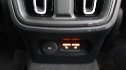 2024 (24) VOLVO XC40 2.0 B3P Plus Dark 5dr Auto *VAT QUALIYING* 4414400