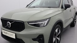 2024 (24) VOLVO XC40 2.0 B3P Plus Dark 5dr Auto *VAT QUALIYING* 4414420