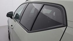 2024 (24) VOLVO XC40 2.0 B3P Plus Dark 5dr Auto *VAT QUALIYING* 4414428