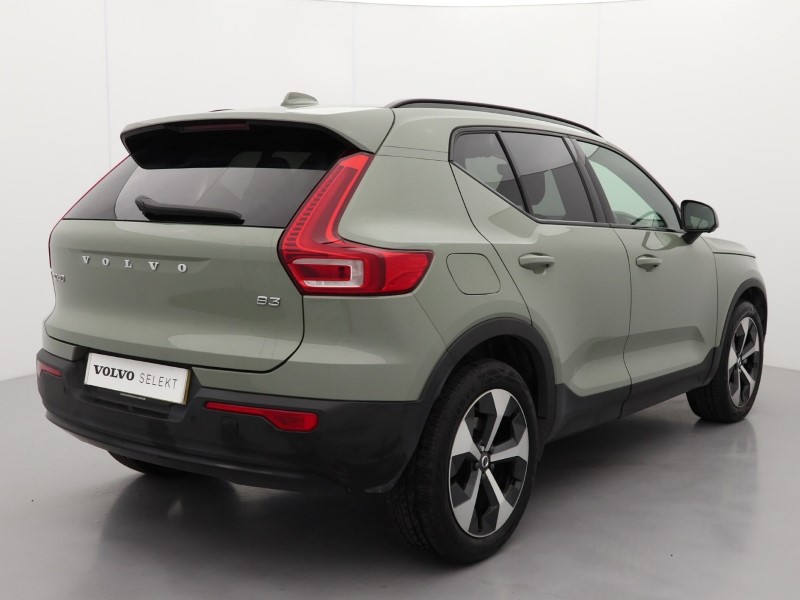 2024 (24) VOLVO XC40 2.0 B3P Plus Dark 5dr Auto *VAT QUALIYING* 4414381
