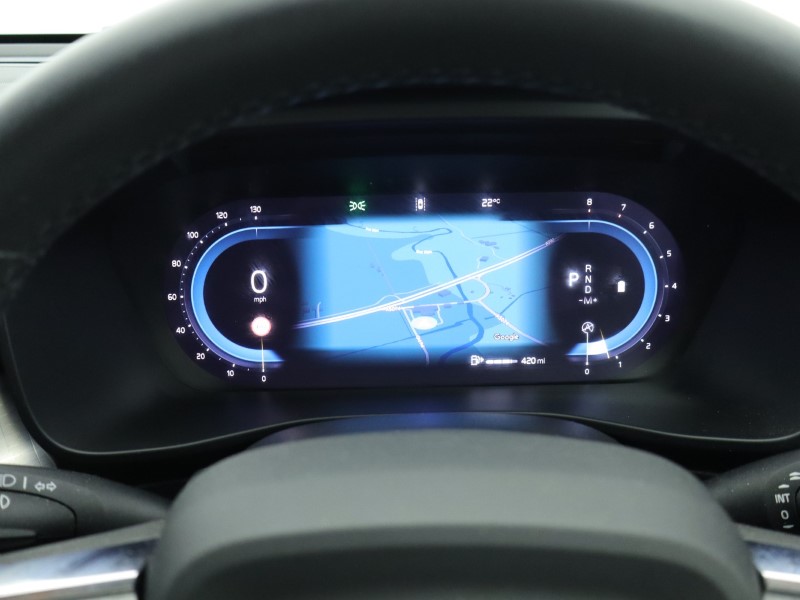 2024 (24) VOLVO XC40 2.0 B3P Plus Dark 5dr Auto *VAT QUALIYING* 4414405