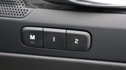 2024 (24) VOLVO XC40 2.0 B3P Plus Dark 5dr Auto *VAT QUALIYING* 4414389