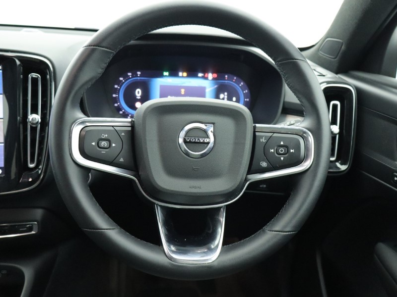 2024 (24) VOLVO XC40 2.0 B3P Plus Dark 5dr Auto *VAT QUALIYING* 4414402