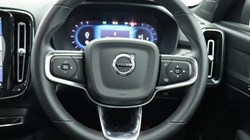 2024 (24) VOLVO XC40 2.0 B3P Plus Dark 5dr Auto *VAT QUALIYING* 4414402