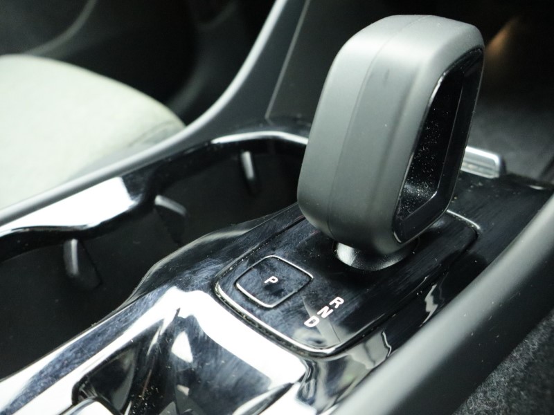 2024 (24) VOLVO XC40 2.0 B3P Plus Dark 5dr Auto *VAT QUALIYING* 4414413