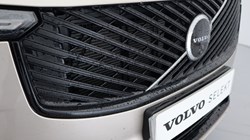 2025 (25) VOLVO XC90 2.0 B5P Plus Dark 5dr AWD Geartronic *VAT QUALIFYING* 4319934