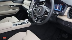 2025 (25) VOLVO XC90 2.0 B5P Plus Dark 5dr AWD Geartronic *VAT QUALIFYING* 4319907