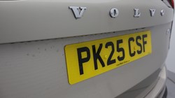 2025 (25) VOLVO XC90 2.0 B5P Plus Dark 5dr AWD Geartronic *VAT QUALIFYING* 4319940