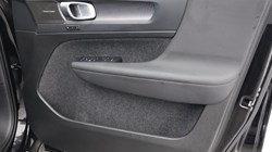 2025 (25) VOLVO XC40 2.0 B4P Ultra Black Edition 5dr Auto 4649332
