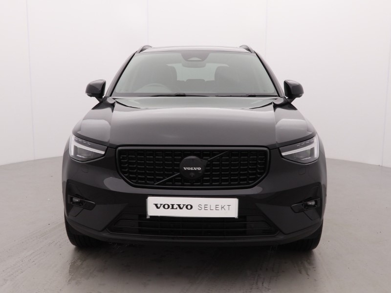 2025 (25) VOLVO XC40 2.0 B4P Ultra Black Edition 5dr Auto 4856773