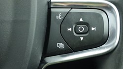 2025 (25) VOLVO XC40 2.0 B4P Ultra Black Edition 5dr Auto 4649356