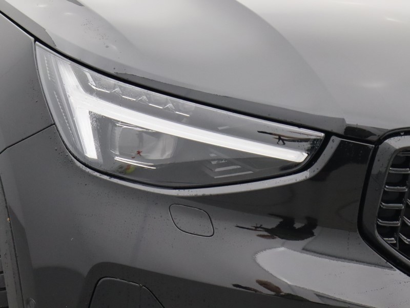 2025 (25) VOLVO XC40 2.0 B4P Ultra Black Edition 5dr Auto 4649367