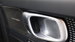 2025 (25) VOLVO XC40 2.0 B4P Ultra Black Edition 5dr Auto 4649334