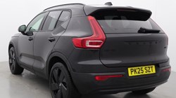 2025 (25) VOLVO XC40 2.0 B4P Ultra Black Edition 5dr Auto 4649432
