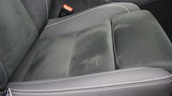 2025 (25) VOLVO XC40 2.0 B4P Ultra Black Edition 5dr Auto 4649340