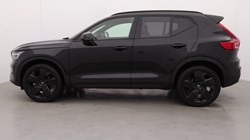 2025 (25) VOLVO XC40 2.0 B4P Ultra Black Edition 5dr Auto 4856776