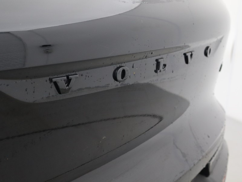 2025 (25) VOLVO XC40 2.0 B4P Ultra Black Edition 5dr Auto 4649374