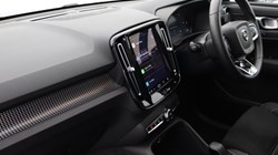 2025 (25) VOLVO XC40 2.0 B4P Ultra Black Edition 5dr Auto 4649345