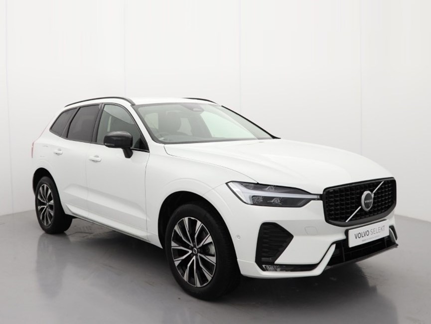 2024 (74) VOLVO XC60 2.0 B5P Plus Dark 5dr AWD Geartronic