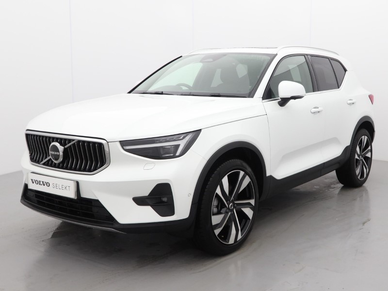 2025 (25) VOLVO XC40 2.0 B3P Ultra Bright 5dr Auto 4748678