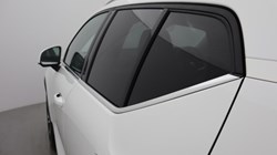 2025 (25) VOLVO XC40 2.0 B3P Ultra Bright 5dr Auto 4748741