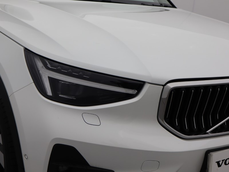 2025 (25) VOLVO XC40 2.0 B3P Ultra Bright 5dr Auto 4748729