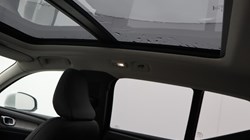 2025 (25) VOLVO XC40 2.0 B3P Ultra Bright 5dr Auto 4748703