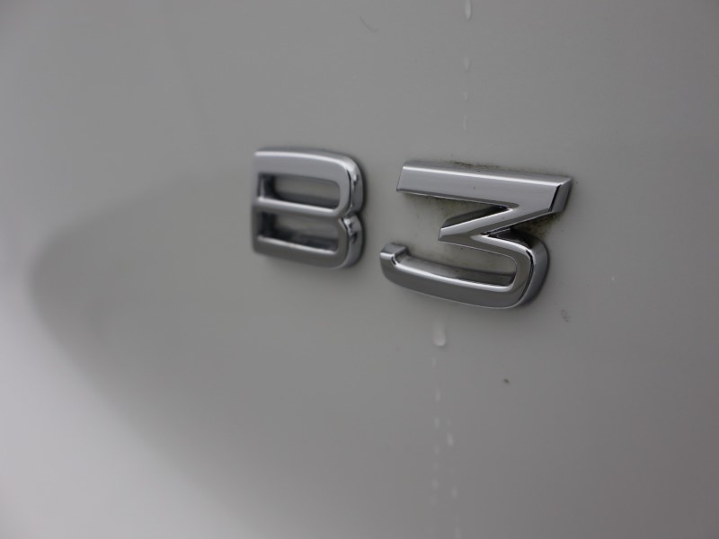 2025 (25) VOLVO XC40 2.0 B3P Ultra Bright 5dr Auto 4748737