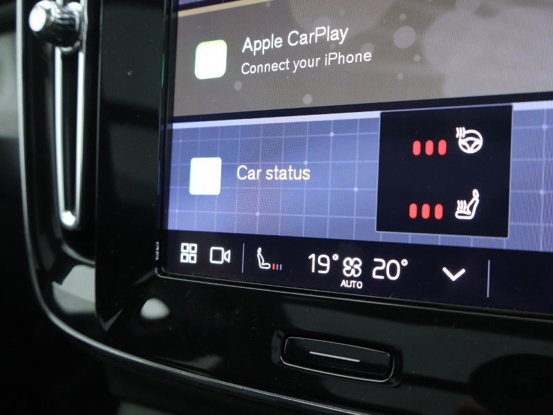 2025 (25) VOLVO XC40 2.0 B3P Ultra Bright 5dr Auto 4748721