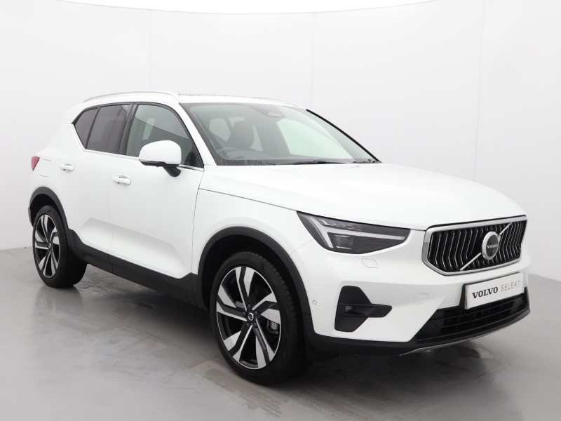 2025 (25) VOLVO XC40 2.0 B3P Ultra Bright 5dr Auto