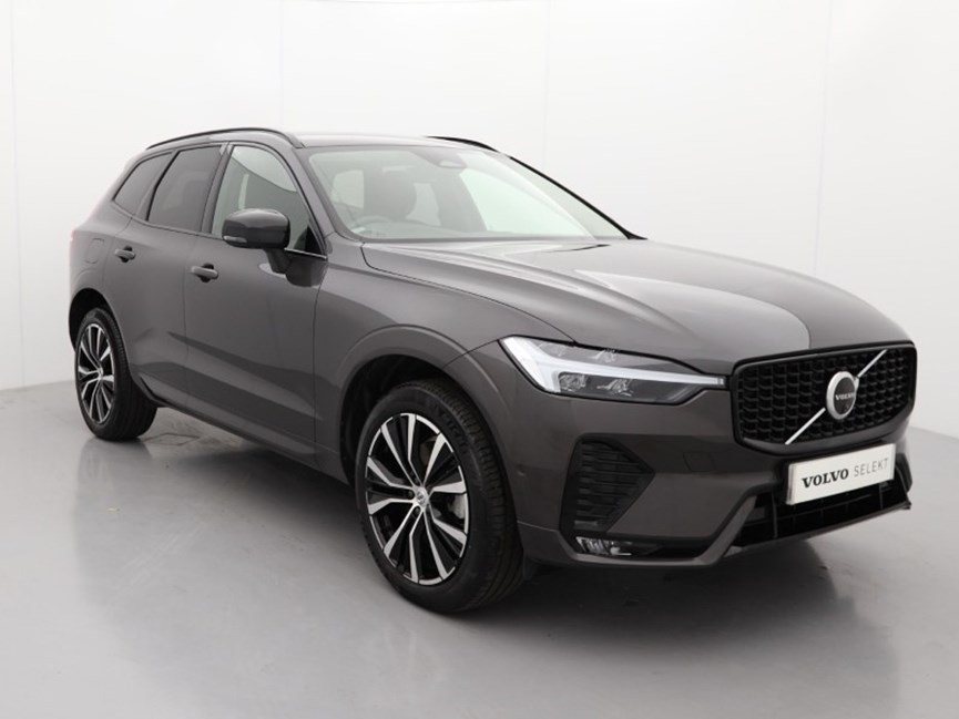 2024 (74) VOLVO XC60 2.0 B5P Plus Dark 5dr AWD Geartronic