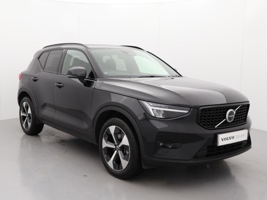 2024 (74) VOLVO XC40 2.0 B3P Plus Dark 5dr Auto