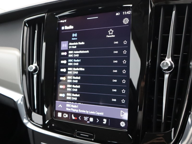 2025 (25) VOLVO V90 2.0 T6 [350] PHEV Plus Dark 5dr AWD Auto*VAT QUALIFYING* 4478304