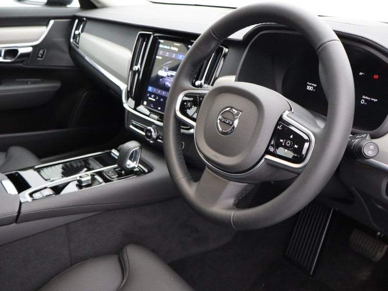 2025 (25) VOLVO V90 2.0 T6 [350] PHEV Plus Dark 5dr AWD Auto*VAT QUALIFYING* 4478276