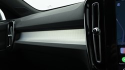 2025 (25) VOLVO XC40 2.0 B3P Plus Black Edition 5dr Auto *VAT QUALIFYING* 4980960