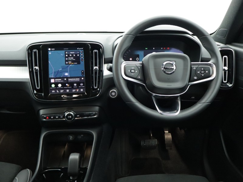 2025 (25) VOLVO XC40 2.0 B3P Plus Black Edition 5dr Auto *VAT QUALIFYING* 4980920