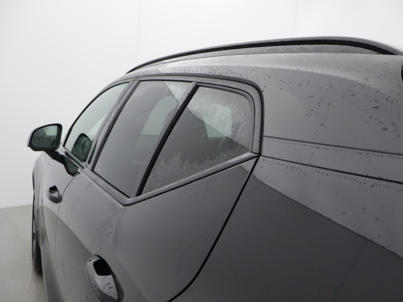 2025 (25) VOLVO XC40 2.0 B3P Plus Black Edition 5dr Auto *VAT QUALIFYING* 4980925