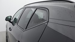 2025 (25) VOLVO XC40 2.0 B3P Plus Black Edition 5dr Auto *VAT QUALIFYING* 4980925