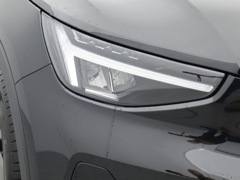 2025 (25) VOLVO XC40 2.0 B3P Plus Black Edition 5dr Auto *VAT QUALIFYING* 4980908