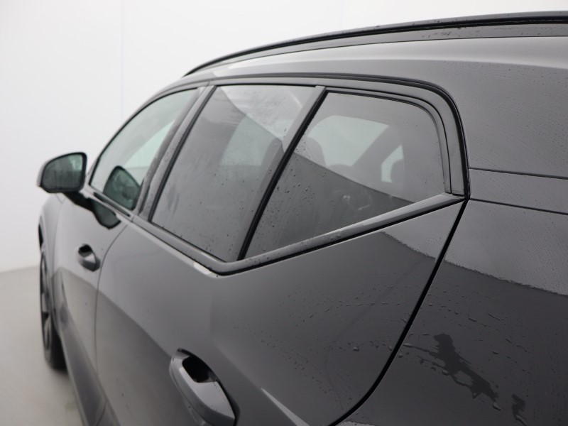 2025 (25) VOLVO XC40 2.0 B4P Plus Black Edition 5dr Auto *VAT QUALIFYING* 4951417