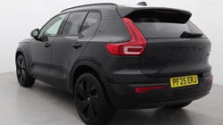 2025 (25) VOLVO XC40 2.0 B4P Plus Black Edition 5dr Auto *VAT QUALIFYING* 4951408