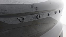 2025 (25) VOLVO XC40 2.0 B4P Plus Black Edition 5dr Auto *VAT QUALIFYING* 4951416