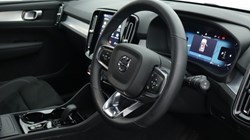2025 (25) VOLVO XC40 2.0 B4P Plus Black Edition 5dr Auto *VAT QUALIFYING* 4951427