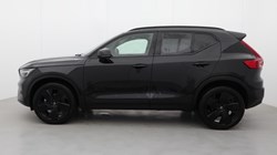 2025 (25) VOLVO XC40 2.0 B4P Plus Black Edition 5dr Auto *VAT QUALIFYING* 4951406